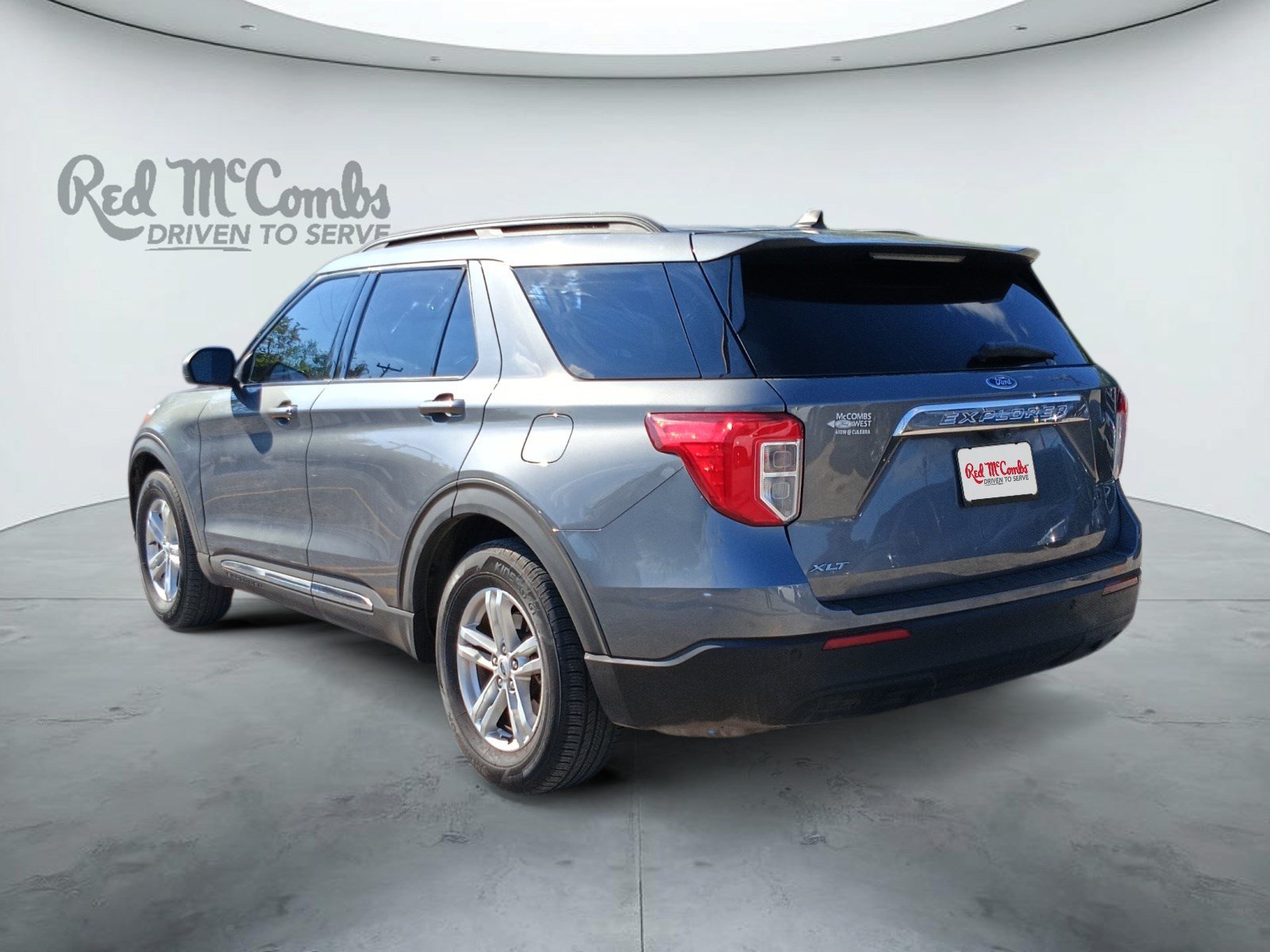 Certified 2023 Ford Explorer XLT RWD image 5
