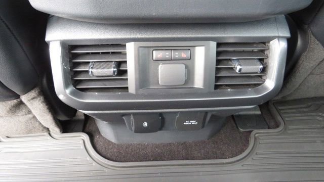 Certified 2023 Ford F150 Lariat w/ Equipment Group 502A High image 16