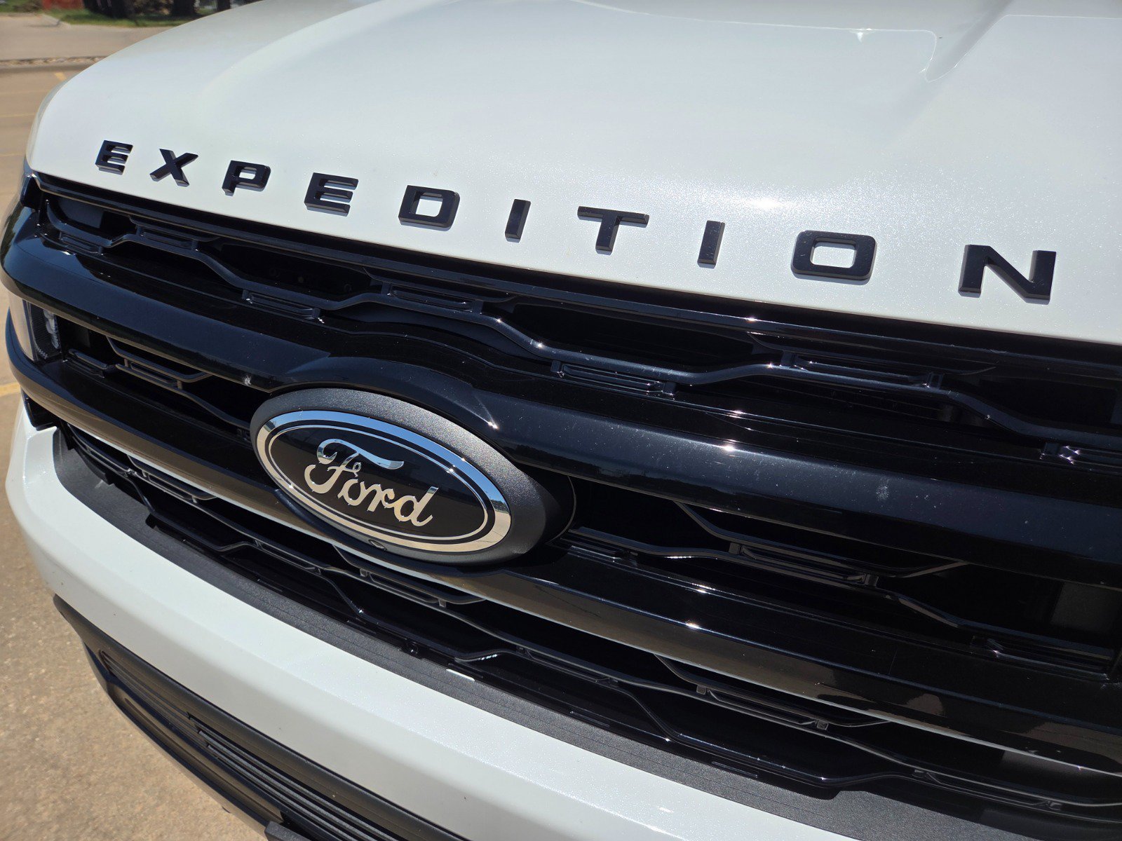 Certified 2022 Ford Expedition Max Limited AWD/4WD image 9