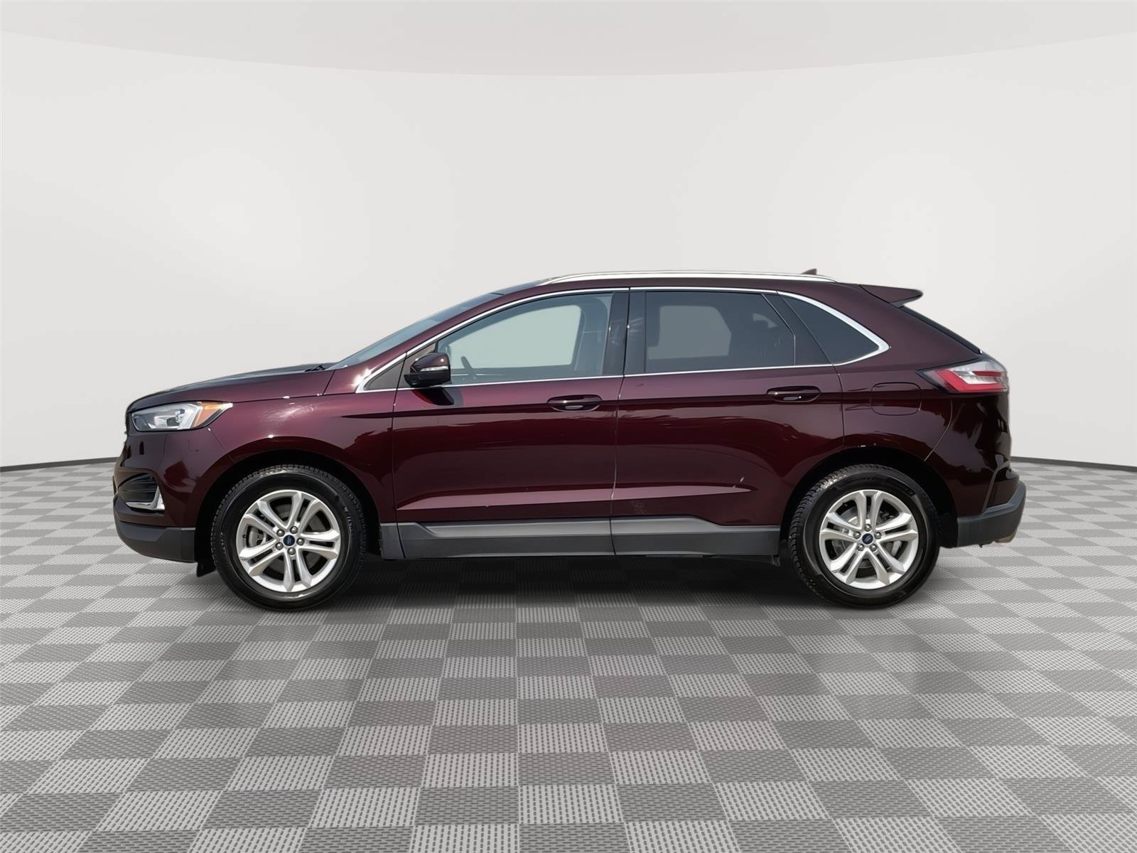 Certified 2019 Ford Edge SEL w/ Equipment Group 201A AWD/4WD image 2