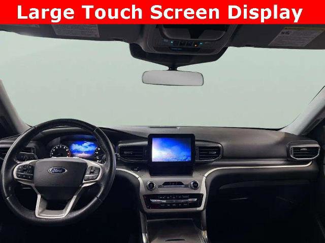Certified 2021 Ford Explorer XLT w/ Equipment Group 202A image 9