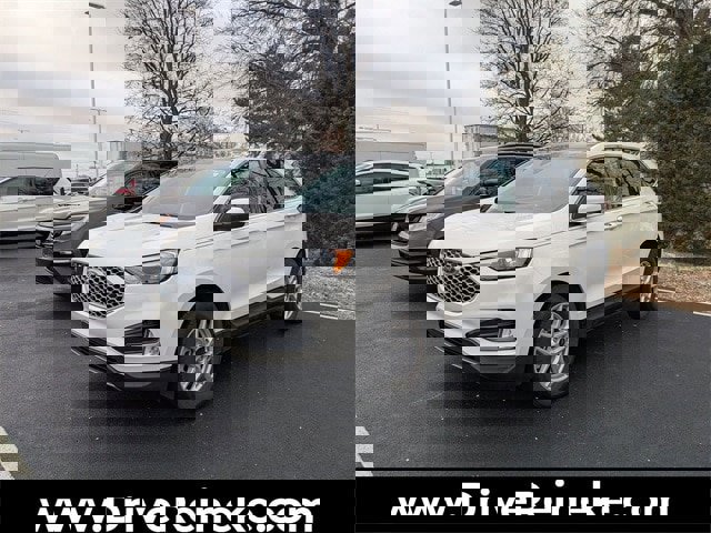 Certified 2024 Ford Edge SEL w/ Convenience Package image 2