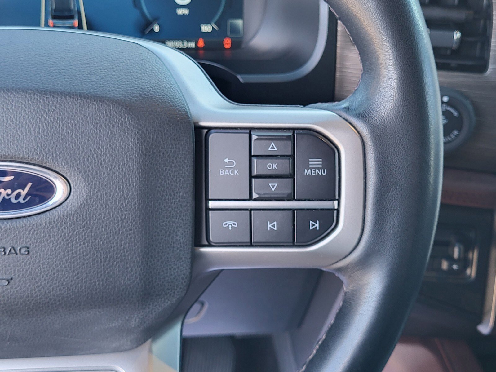 Certified 2023 Ford Expedition Limited image 30