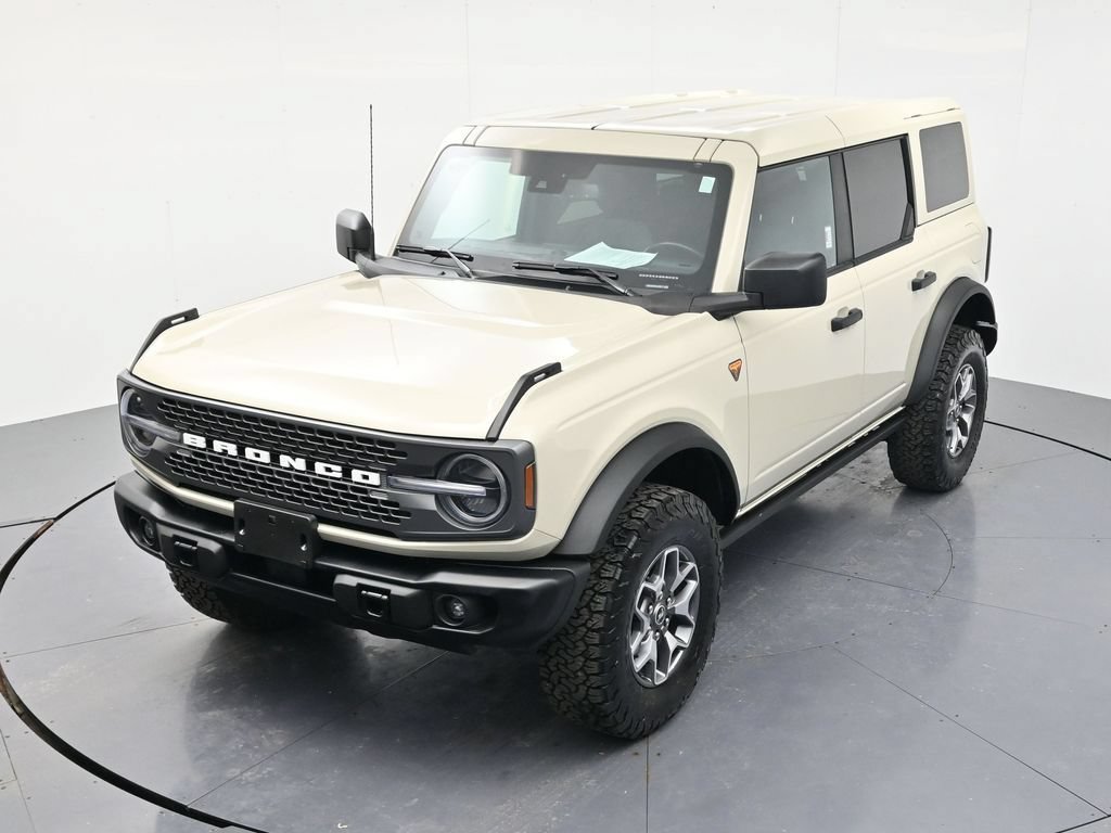 Certified 2025 Ford Bronco Badlands AWD/4WD image 38