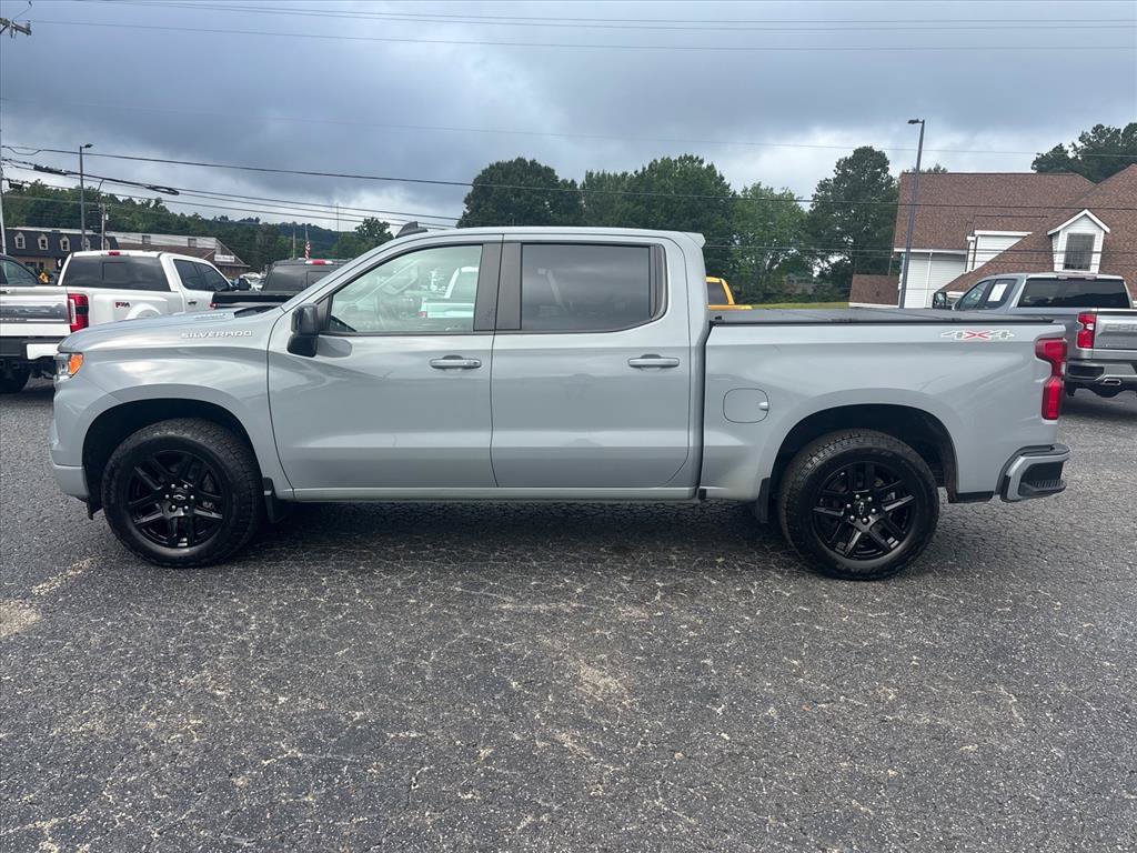 Used 2024 Chevrolet Silverado 1500 RST w/ Protection Package AWD/4WD image 4