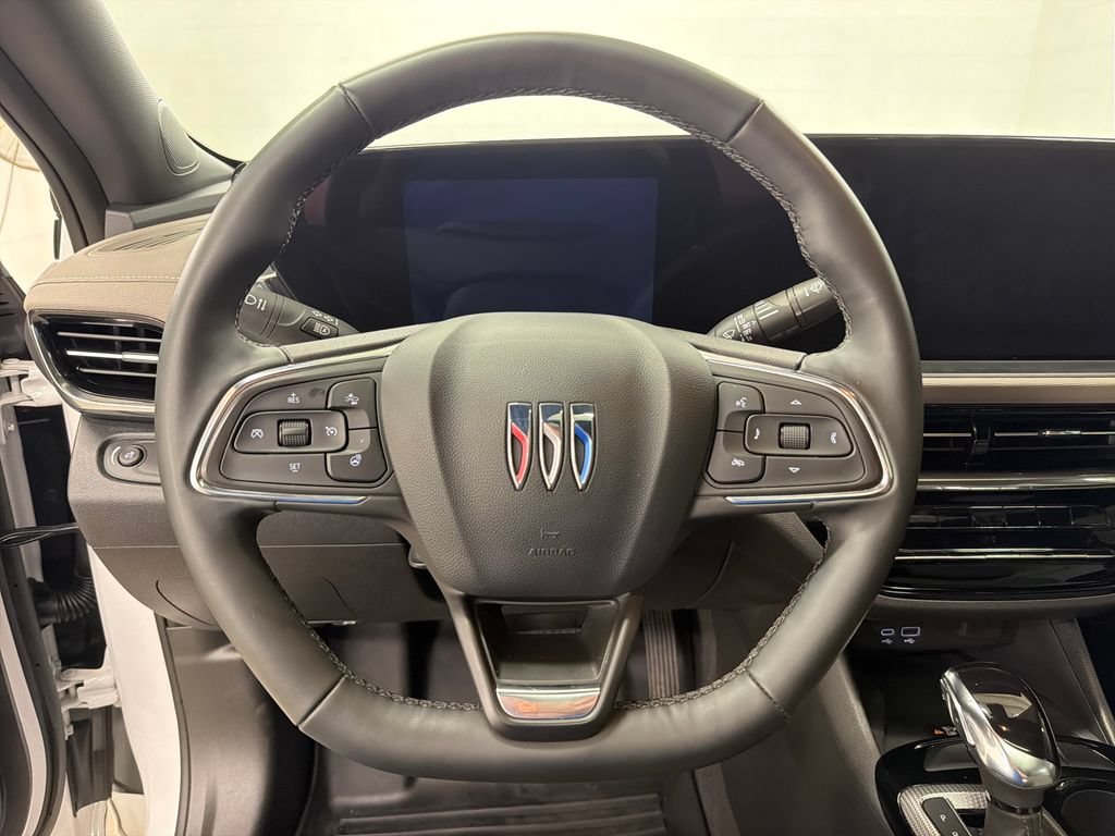 Used 2025 Buick Envista Avenir FWD image 20