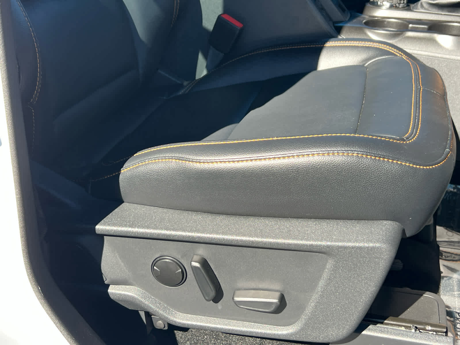 Certified 2023 Ford Bronco Badlands image 18