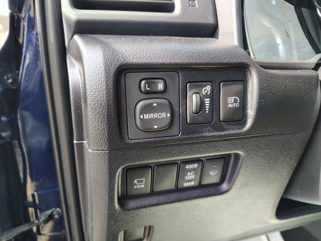 Used 2023 Toyota 4Runner Limited image 15