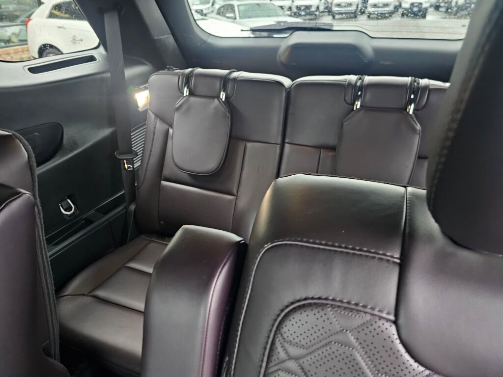 Certified 2025 Ford Explorer Platinum w/ LUX Leather Package image 15
