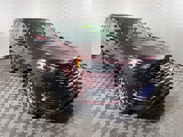 Certified 2023 Ford Edge Titanium image 1