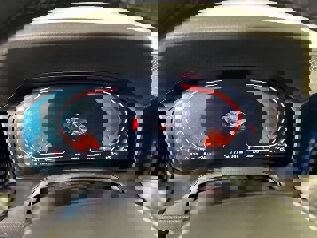 Used 2019 BMW 330i xDrive Sedan image 10