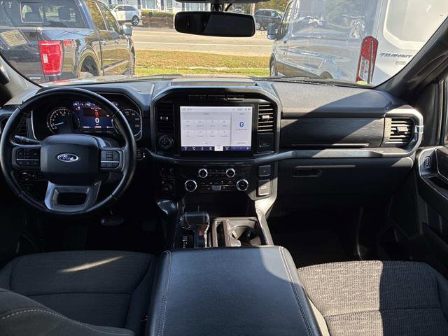 Certified 2022 Ford F150 XLT w/ Equipment Group 302A High image 17