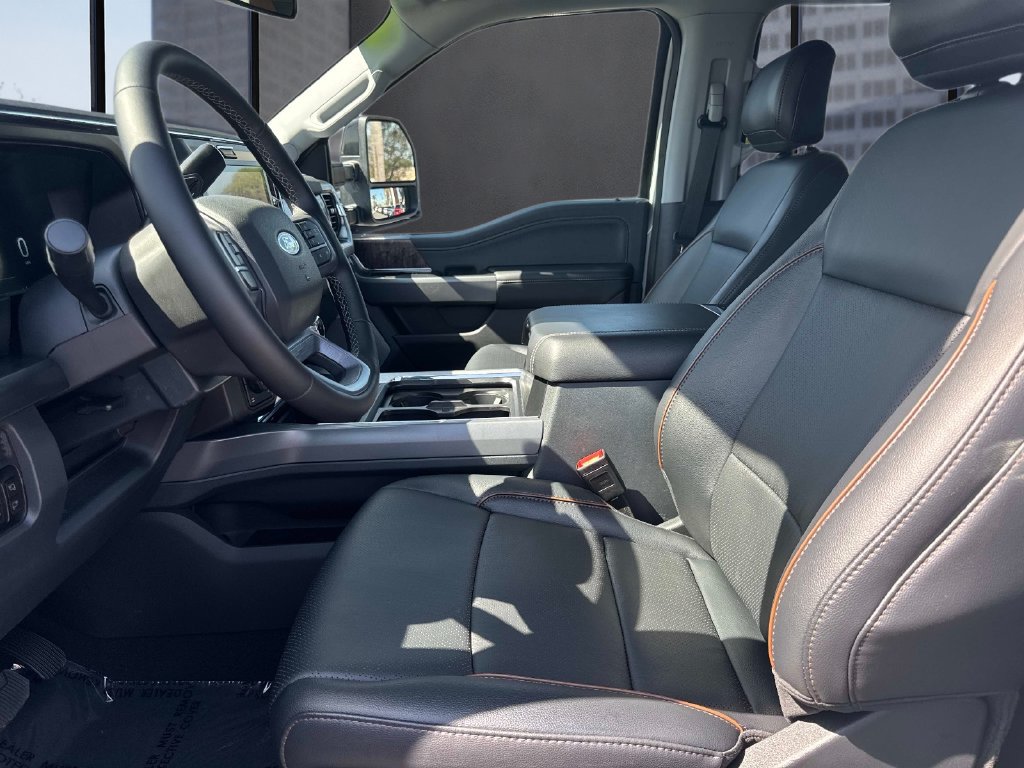 Certified 2025 Ford F250 Lariat w/ Lariat Ultimate Package AWD/4WD image 20