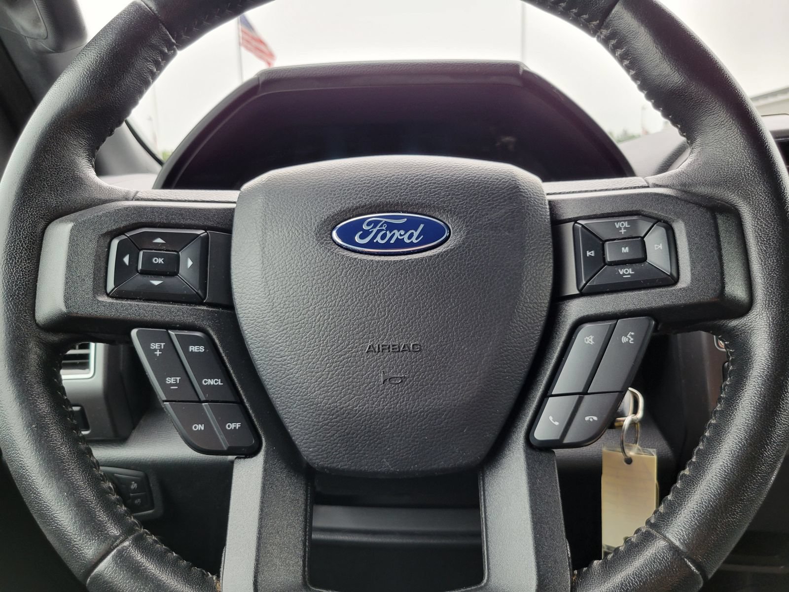 Certified 2020 Ford F150 XLT w/ Equipment Group 302A Luxury AWD/4WD image 12