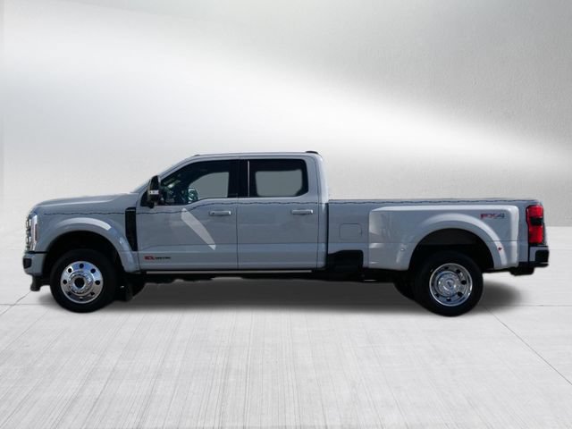 Certified 2026 Ford F450 Platinum w/ FX4 Off-Road Package AWD/4WD image 7