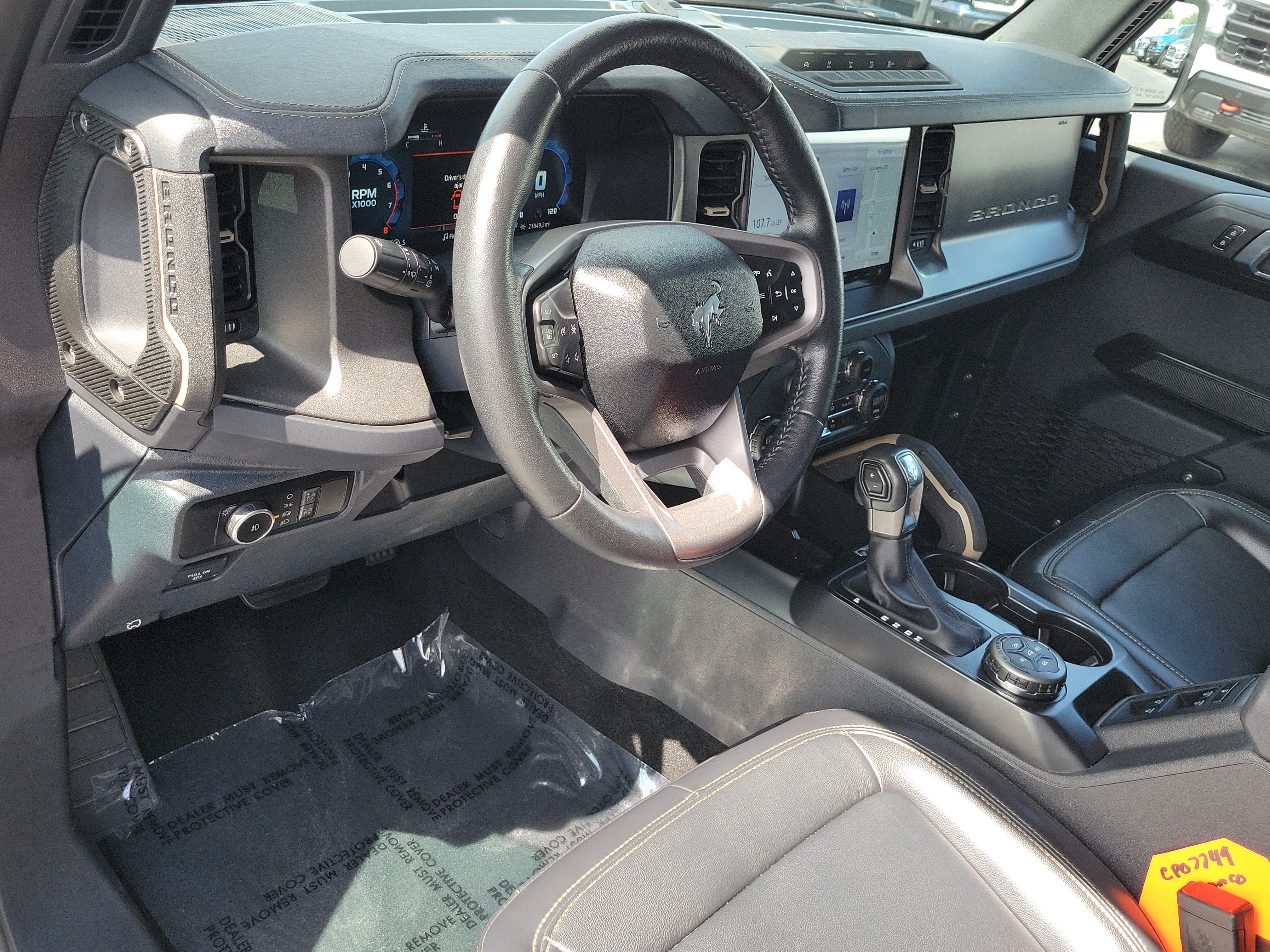Certified 2025 Ford Bronco Badlands AWD/4WD image 20