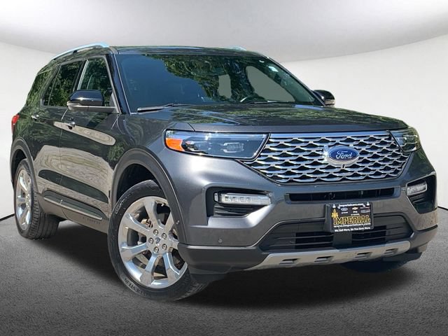 Certified 2020 Ford Explorer Platinum w/ Premium Technology Package AWD/4WD image 2