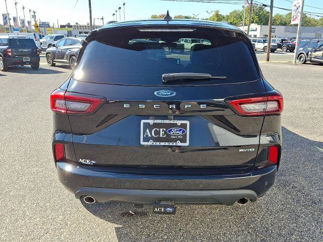 Certified 2023 Ford Escape ST-Line Elite w/ Premium Technology Package AWD/4WD image 5