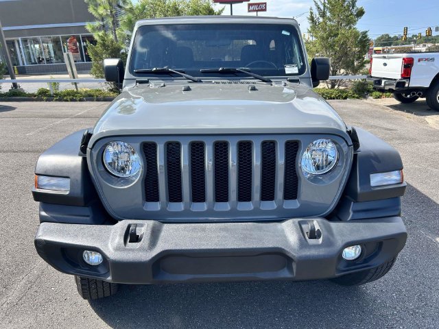 Used 2022 Jeep Wrangler Sport AWD/4WD image 9