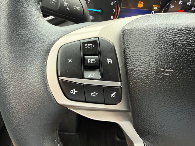 Certified 2023 Ford Explorer XLT w/ Equipment Group 202A AWD/4WD image 17