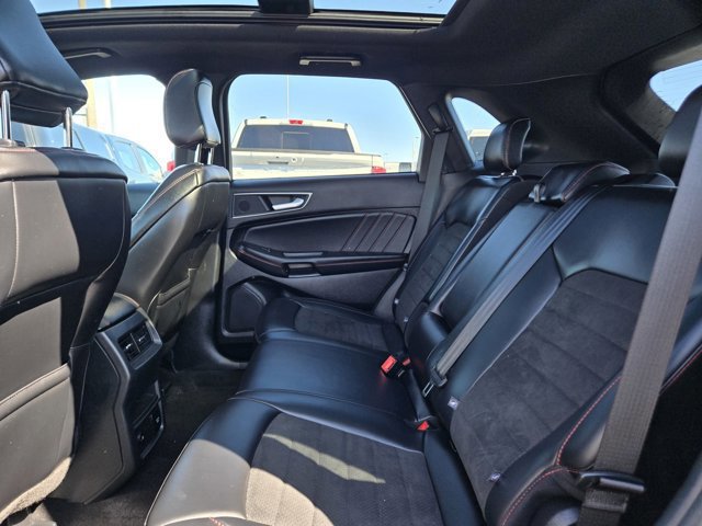 Certified 2024 Ford Edge ST-Line AWD/4WD image 32