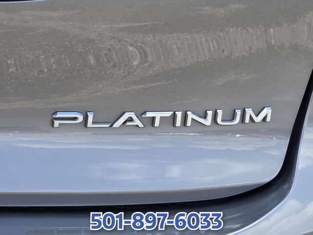 Used 2025 Toyota Crown Platinum AWD/4WD image 17