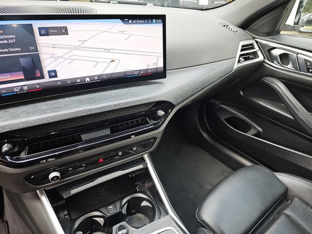 Used 2025 BMW 430i Convertible w/ Premium Package RWD image 22