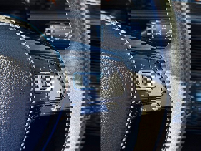 Used 2021 Volkswagen Jetta SE w/ SE Cold Weather Package image 30