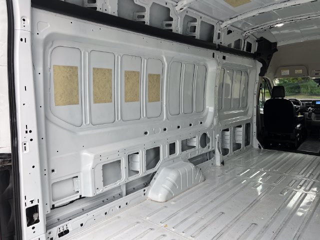 Certified 2025 Ford Transit 250 148 High Roof Extended RWD image 28