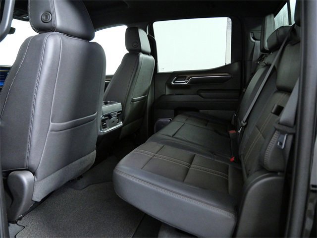 Used 2023 Chevrolet Silverado 1500 High Country w/ Technology Package image 15