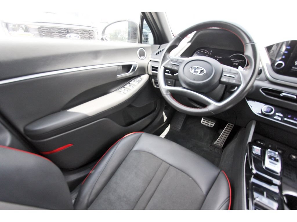 Used 2023 Hyundai Sonata SEL Plus w/ Cargo Package FWD image 10