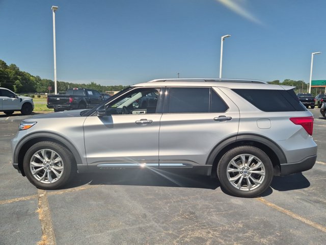 Certified 2021 Ford Explorer Limited w/ Equipment Group 301A RWD image 7