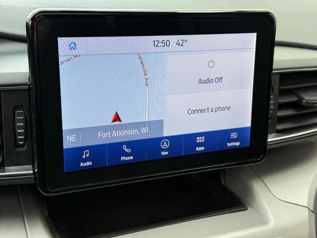 Certified 2023 Ford Explorer XLT w/ Equipment Group 202A image 19