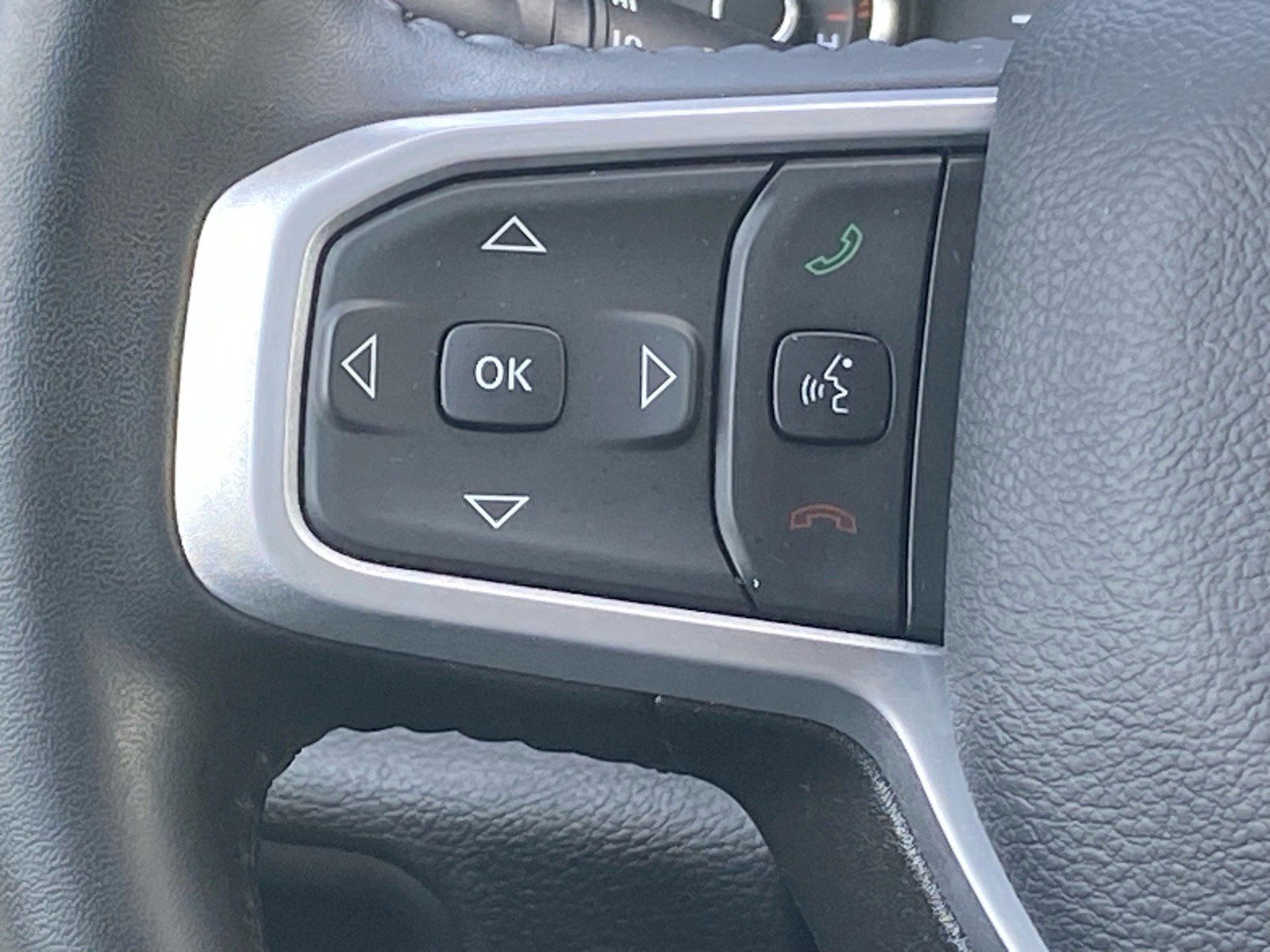 Used 2023 RAM 1500 Big Horn AWD/4WD image 10