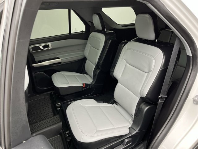 Certified 2021 Ford Explorer XLT w/ Equipment Group 202A AWD/4WD image 13