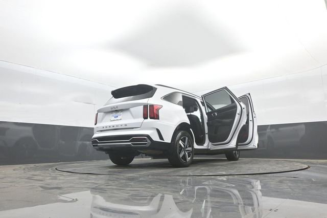 Used 2022 Kia Sorento S w/ Panoramic Sunroof Package FWD image 44