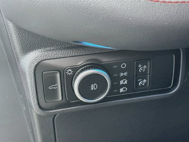 Certified 2025 Ford Explorer ST AWD/4WD image 15