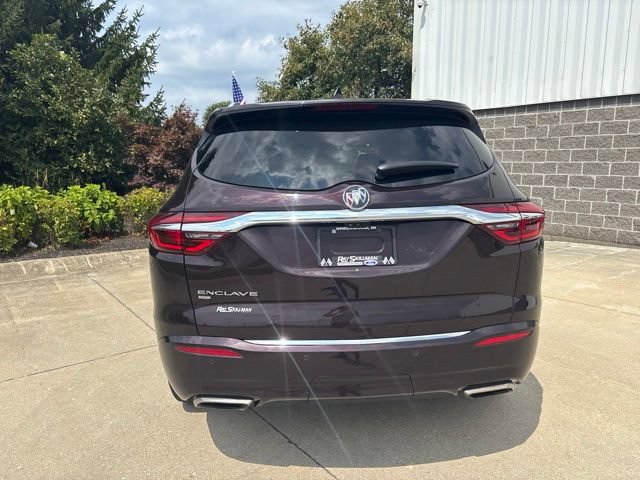 Used 2021 Buick Enclave Avenir w/ Avenir Technology Package AWD/4WD image 8