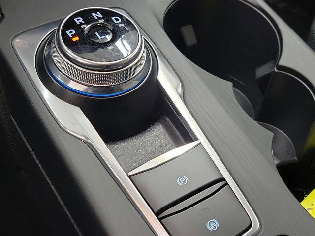 Certified 2021 Ford Escape SE image 31