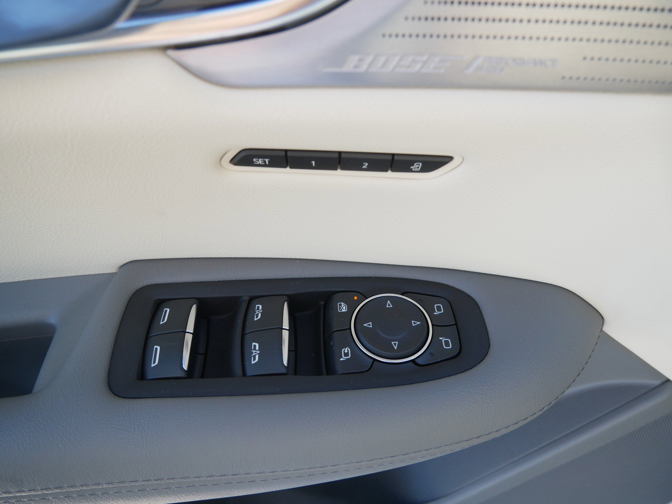 Used 2023 Cadillac XT5 Premium Luxury w/ LPO, Floor Liner Package image 20