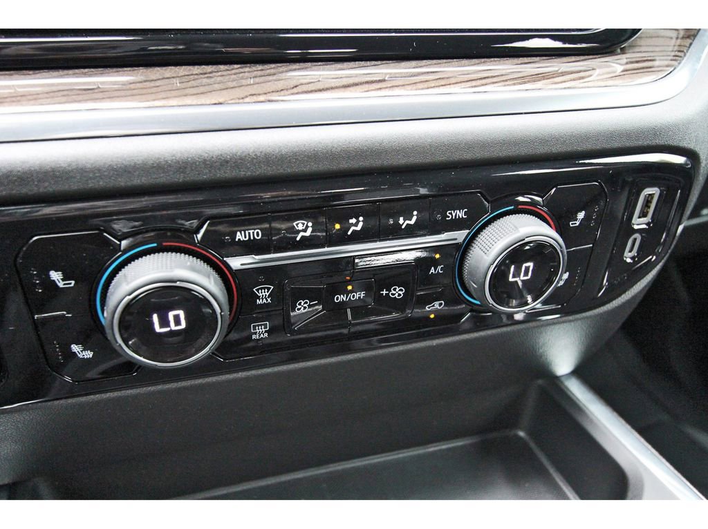 Used 2025 Chevrolet Silverado 1500 LT w/ Texas Edition Plus RWD image 28
