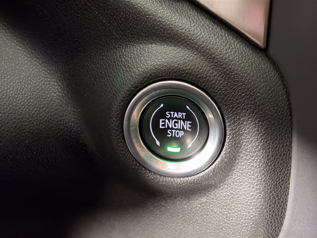 Used 2022 Chevrolet Silverado 3500 High Country AWD/4WD image 23