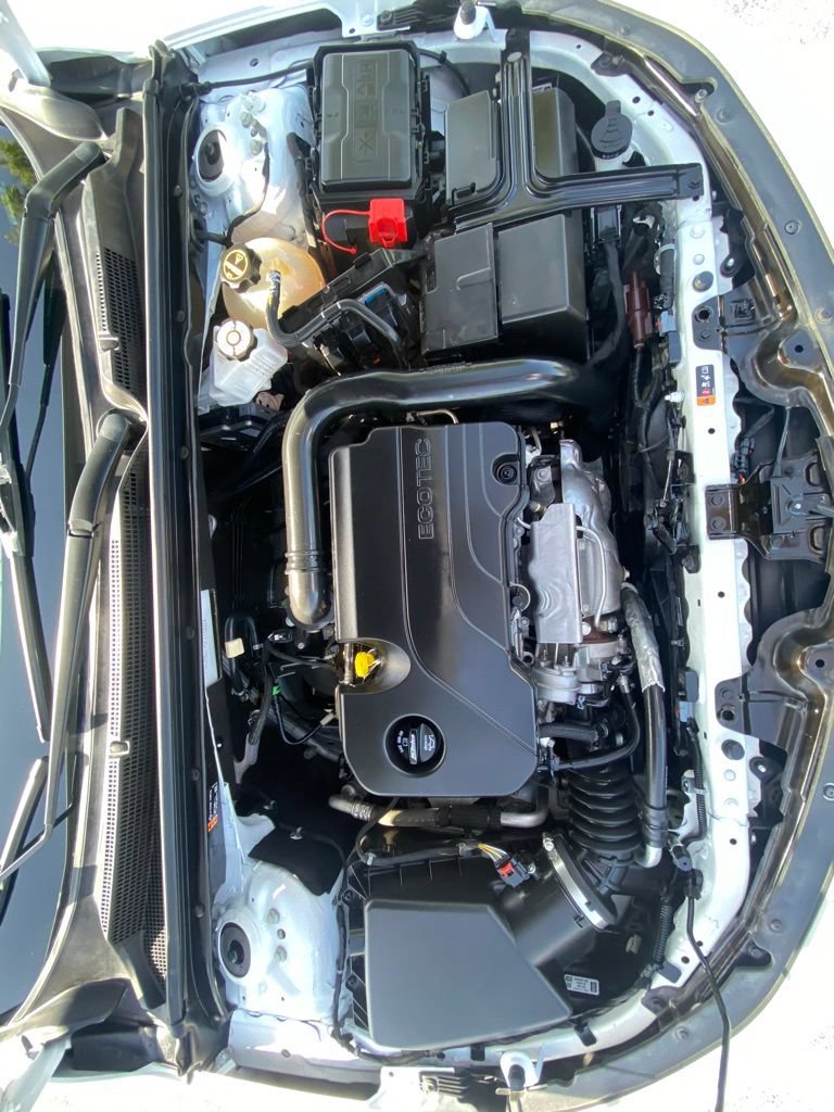 Used 2025 Chevrolet Malibu LT FWD image 30