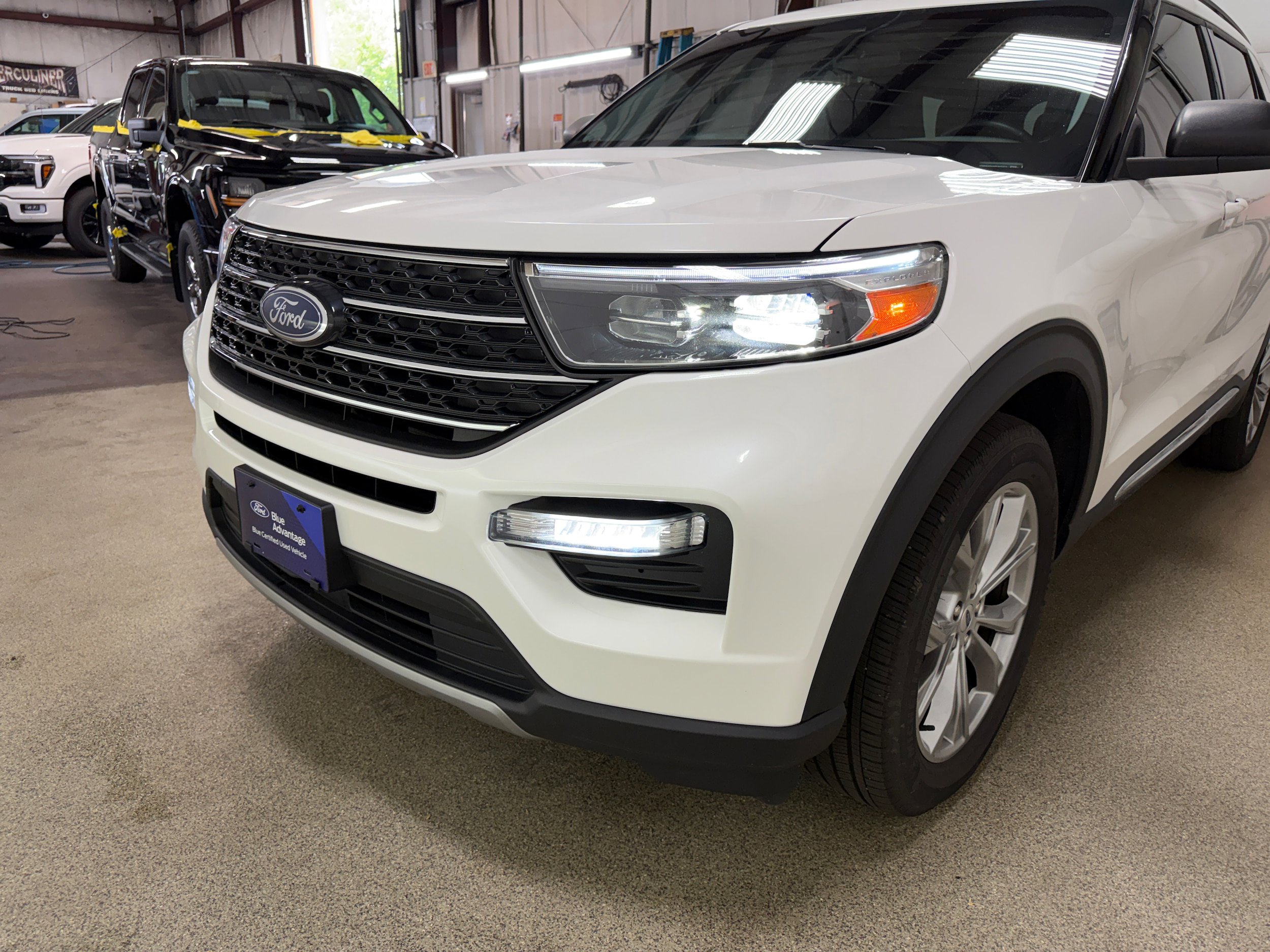 Certified 2023 Ford Explorer XLT w/ Equipment Group 202A AWD/4WD image 28