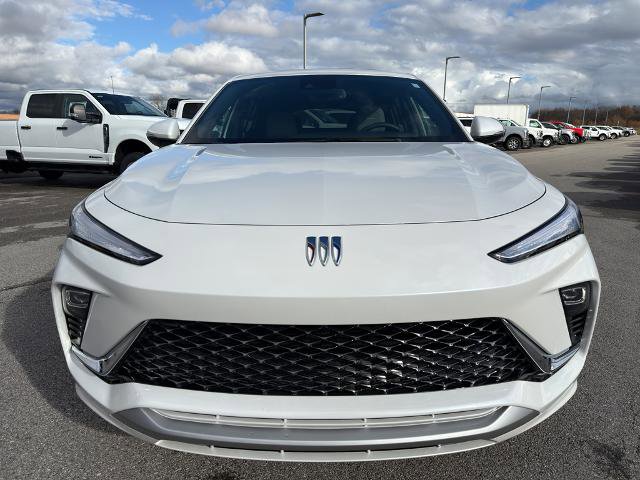 Used 2024 Buick Envista Avenir image 2