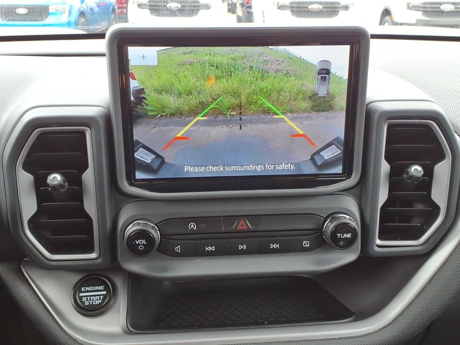 Certified 2022 Ford Bronco Sport Outer Banks w/ Tech Package AWD/4WD image 15