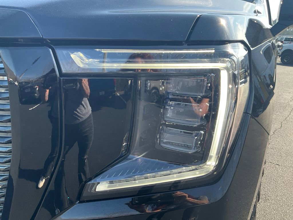 Used 2024 GMC Yukon Denali Ultimate image 9