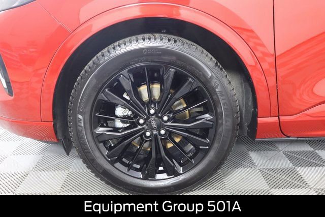 Certified 2023 Ford Escape ST-Line Elite AWD/4WD image 17