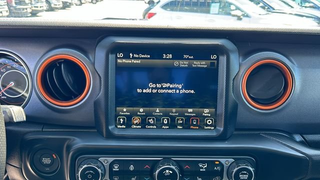 Used 2023 Jeep Gladiator Mojave w/ Cold Weather Group AWD/4WD image 20