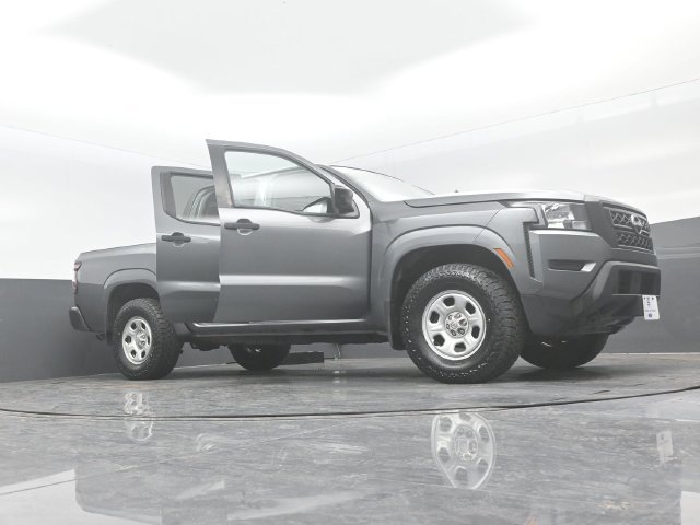 Used 2024 Nissan Frontier S AWD/4WD image 30